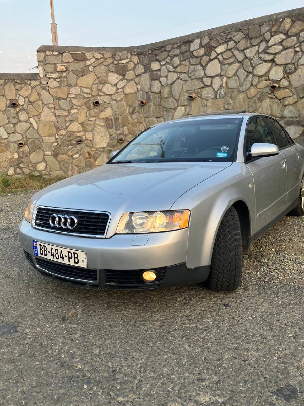 Audi A4 2002 седан 1.8 турбо 4x4 черная кожа