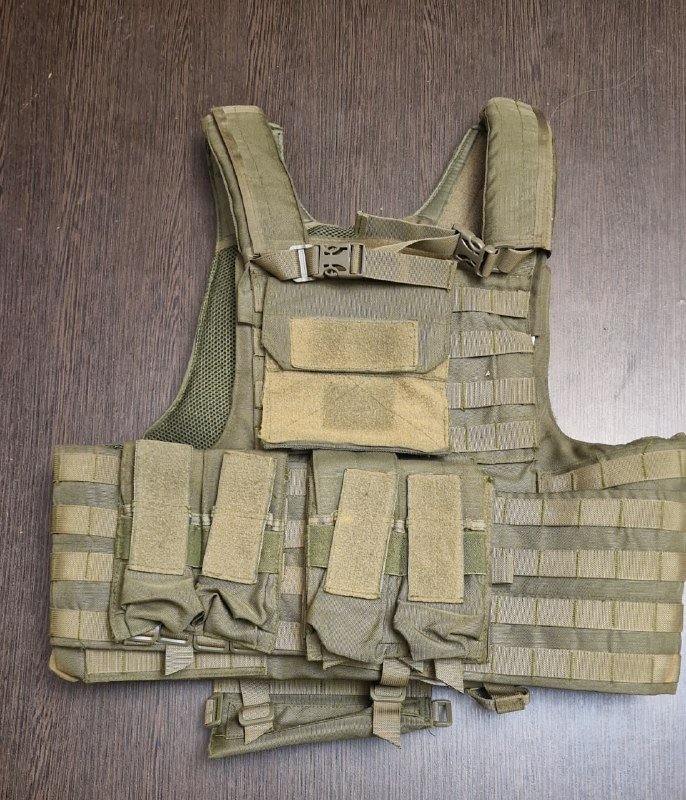 Модульный бронежилет с системой MOLLE без бронепластин