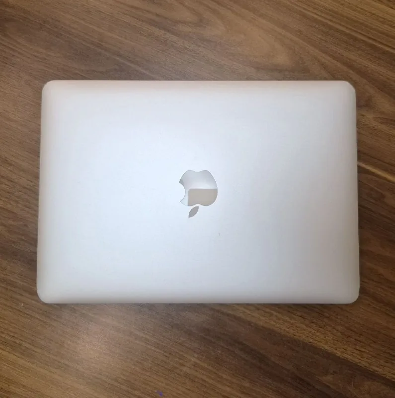 MacBook Pro 13 Retina 2015 1