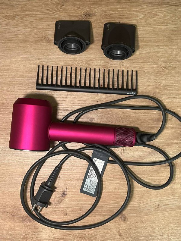 Фен Dyson Supersonic фуксия