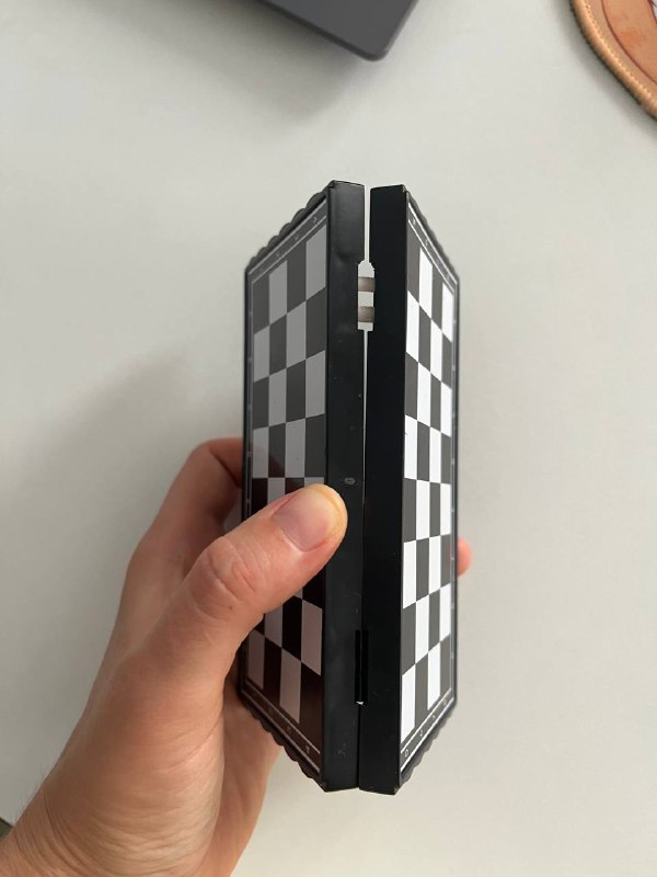 Шахматы магнитные 3