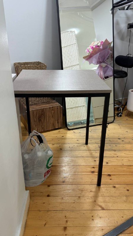 2 кресла, стол 2