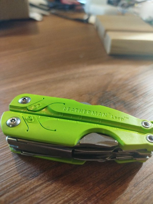 Мультитул Leatherman Leap Green 13 в 1