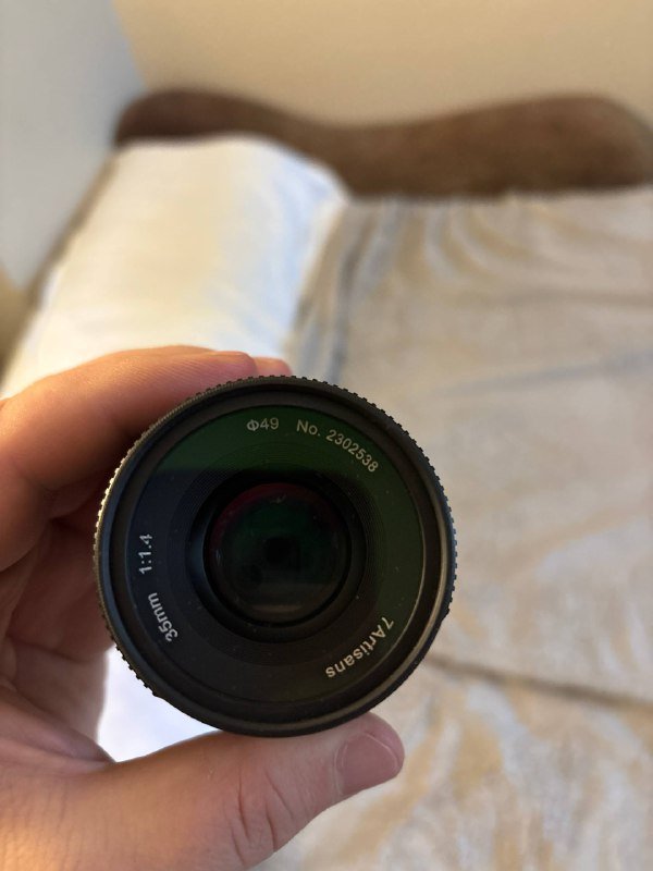 Объектив 7Artisans 35mm с фильтром K&F Concept