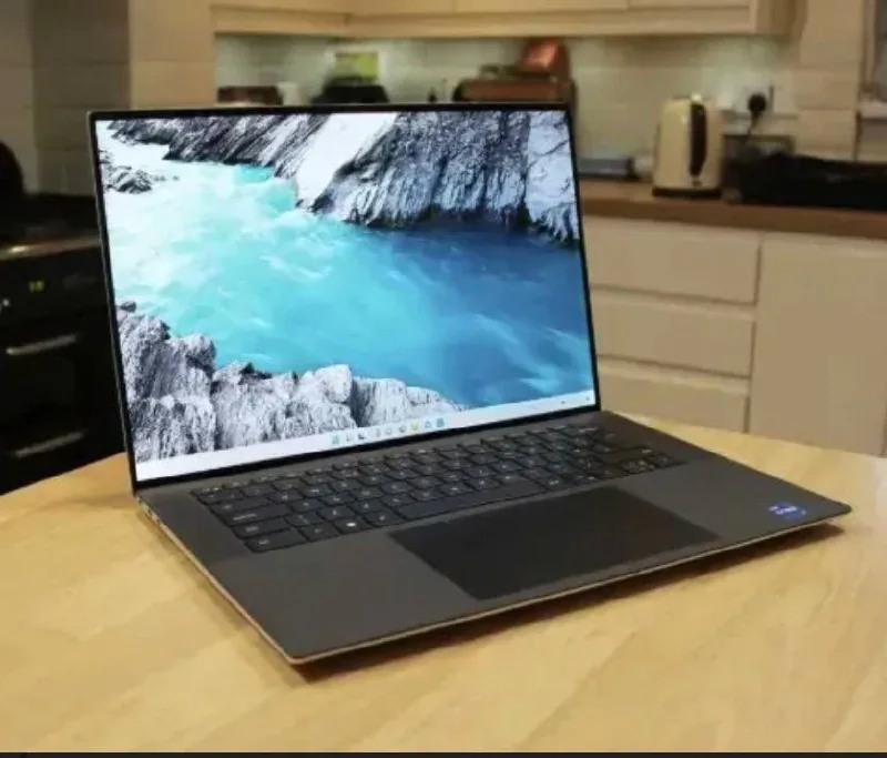 Ноутбук Dell XPS i7 RTX 3050 Ti 16 ГБ OLED