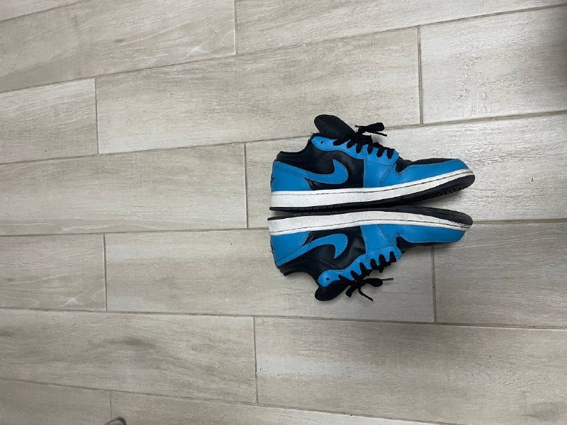 Nike Jordan 1 low, Nike Vapor max 3