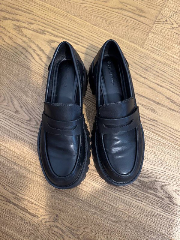 Туфли женские Stradivarius р.39 3