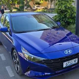 Hyundai Elantra SEL 1