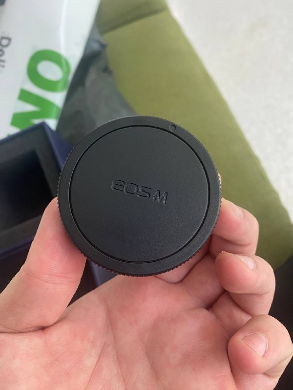 Canon ef-s 50mm f1.8 lens 6