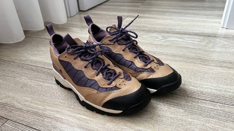 Кроссовки для хайкинга Nike, размер US 10, EU 44 3