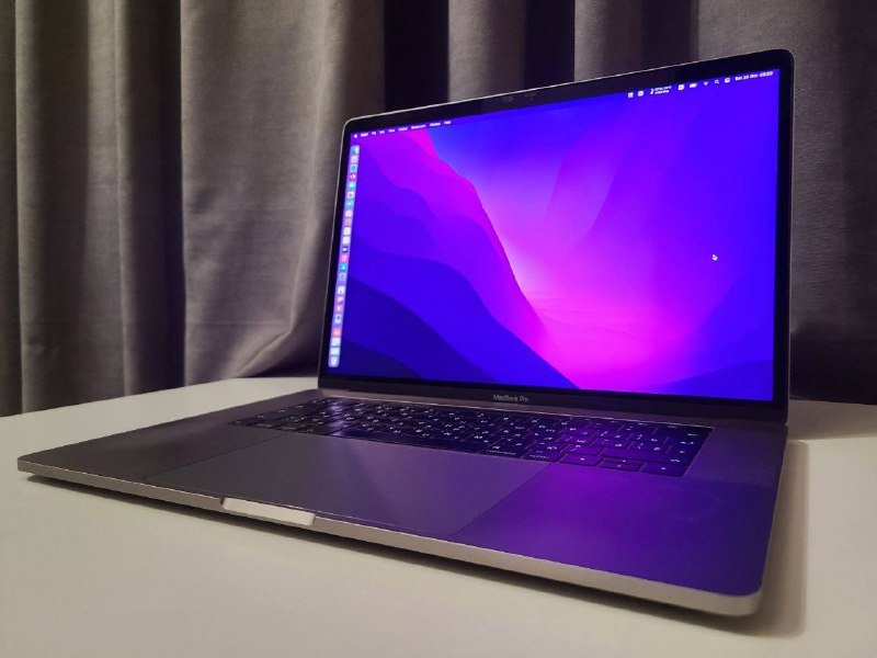 Apple MacBook Pro 15 2016 с новым аккумулятором