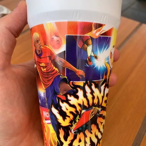Стакан McDonald's с Ямалем