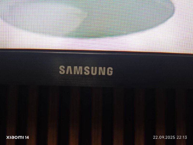 Телевизор Samsung 32 дюйма smart TV 4