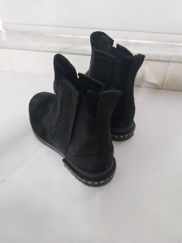 Итальянские замшевые ботинки размер 38 3