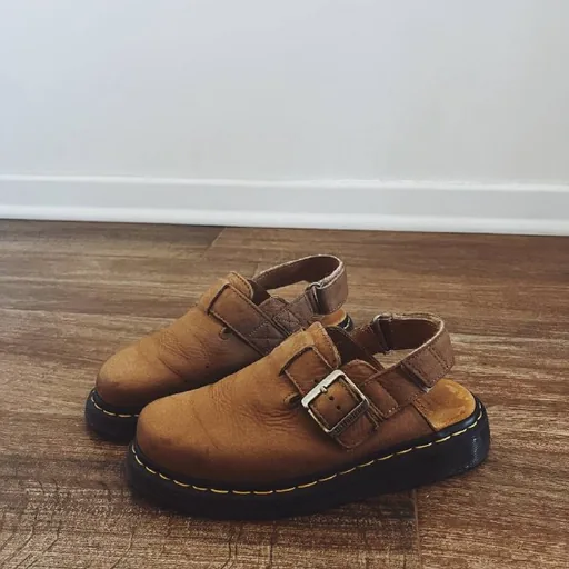 Ботинки Vagabond, Dr Martens