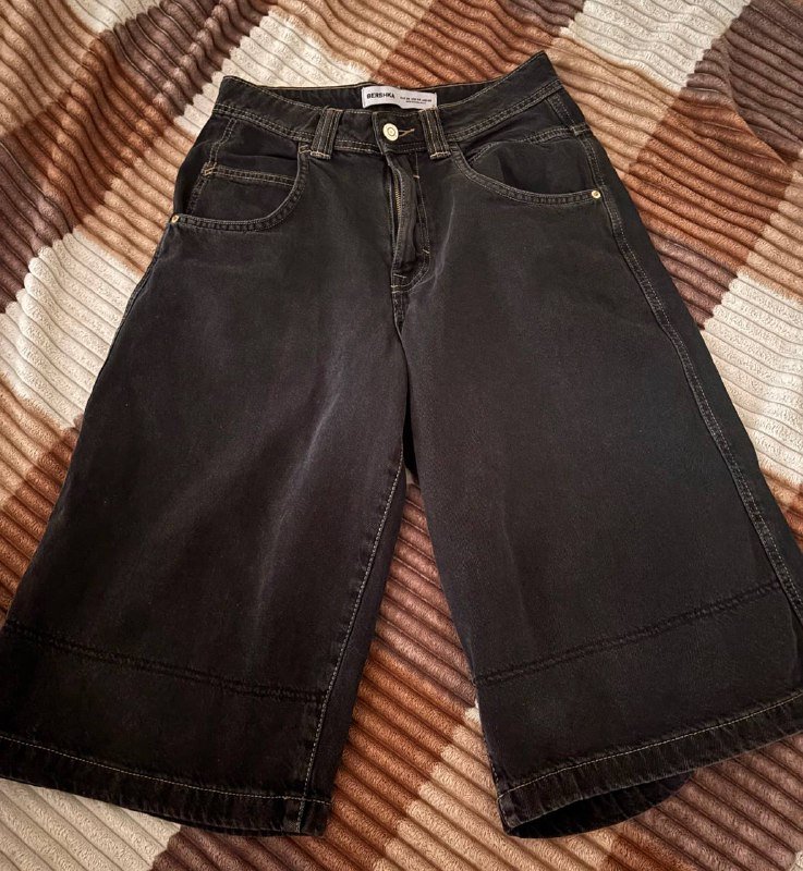 шорты BERSHKA размер 36 3