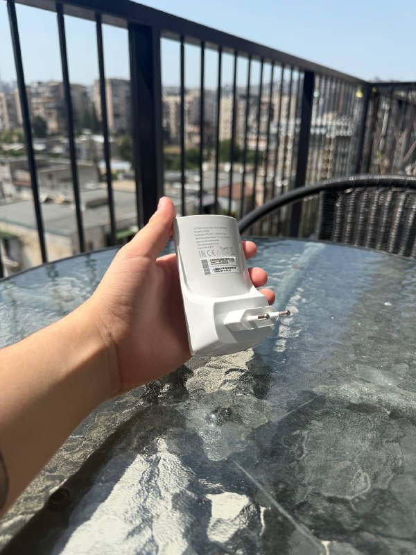 Усилитель Wi-Fi TP-Link AC750 RE200 на запчасти 2