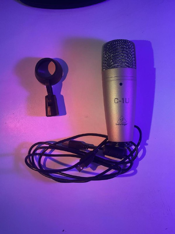 Динамический USB микрофон Behringer C-1U