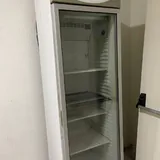 Витринный холодильник 1
