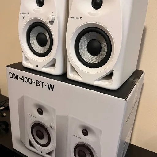 Pioneer DJ DM-40D-BT-W студийные мониторы