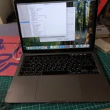 MacBook Pro 13 inch 2020 intel i5 3