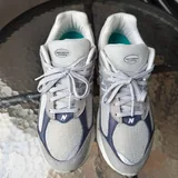 Кроссовки New Balance 2002 2
