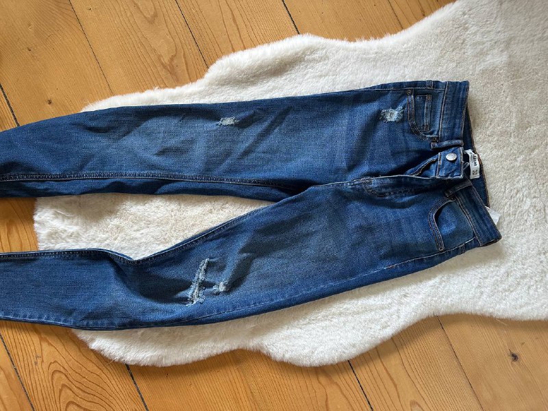 Джинсы Levi’s, джинсы, свитер 4