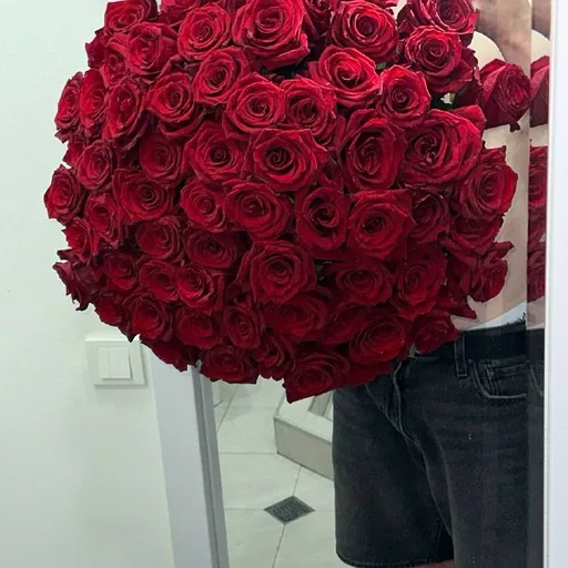 Букет из 101 розы