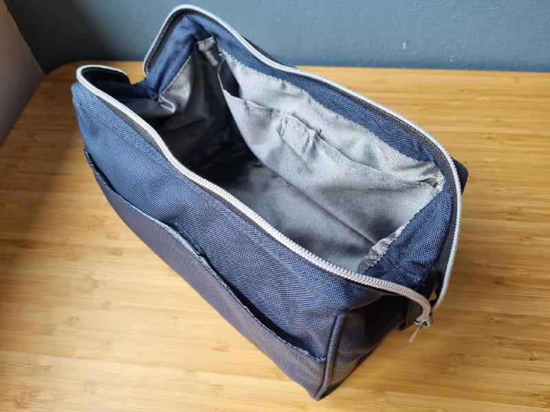 Деревянное карманное зеркало, большая косметичка, наклейки на флаконы 5