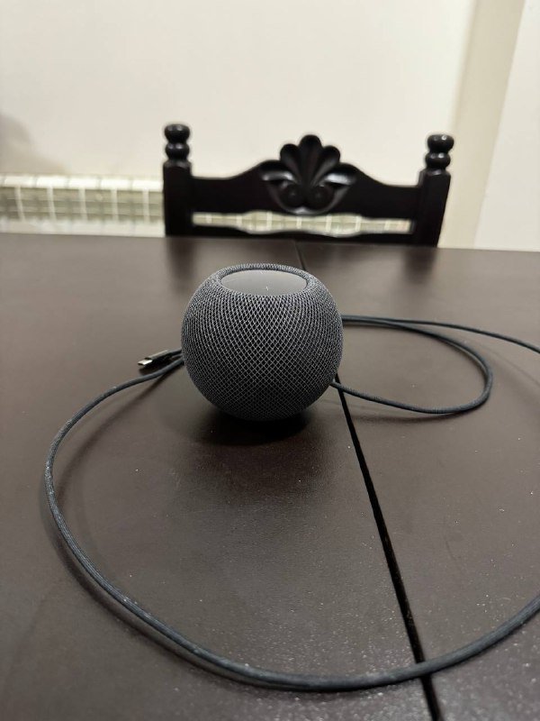 Колонки Apple HomePod mini жёлтая, чёрная 2