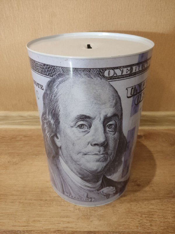 Копилка металлическая, коврик, разветвитель, переходник, USB провода, зарядное для часов, защитная пленка