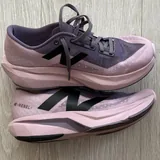 Беговые кроссовки New Balance Rebel v4 2