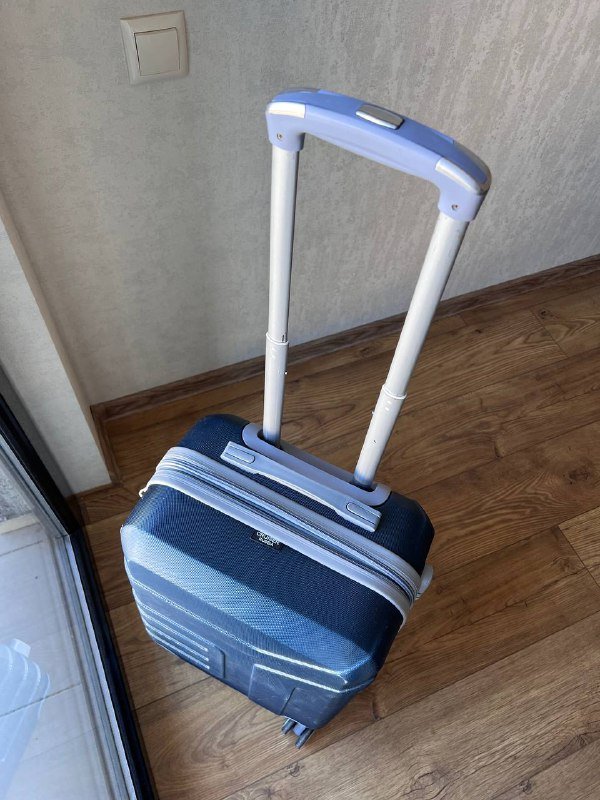 Чемодан с дефектами 2