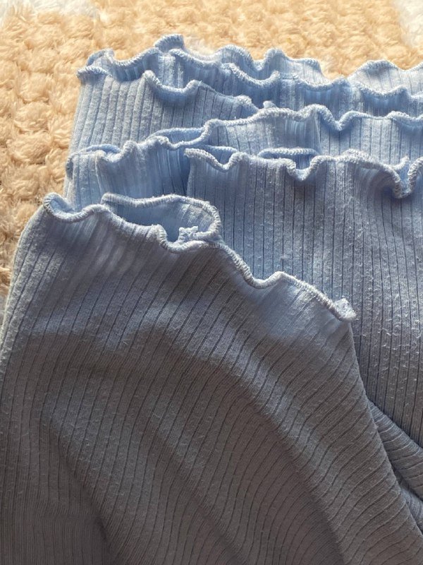 Нежная пастельно-голубая водолазка размер М-L 2