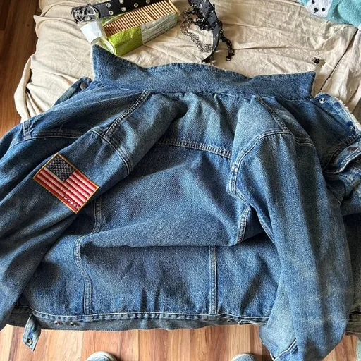 Джинсовка Polo Ralph Lauren, куртка Timberland, рубашка Reserved, рубашка Zara