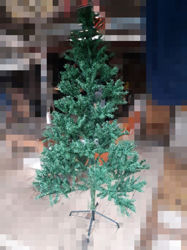 Искусственная новогодняя елка 1.8 м