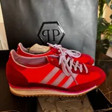 Обувь Adidas, шорты Nike, духи Giorgio Armani, рубашка, юбка 4
