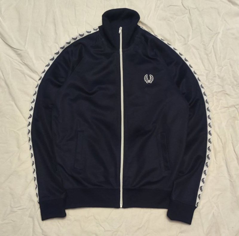Berghaus лонгслив, сумки, олимпийка Fred Perry, футболка Kappa 3