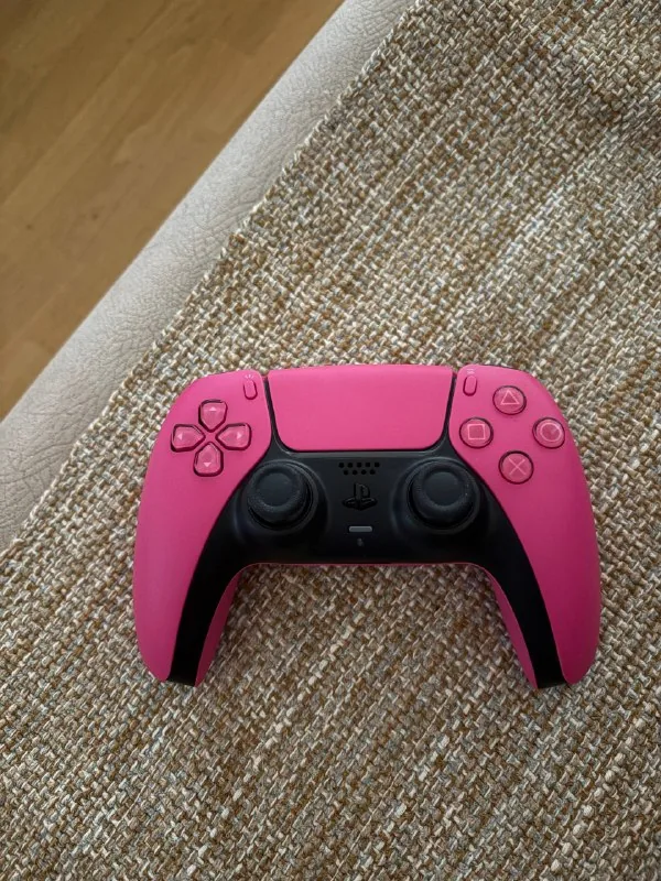 Sony DualSense PS5 Nova Pink gamepad 1