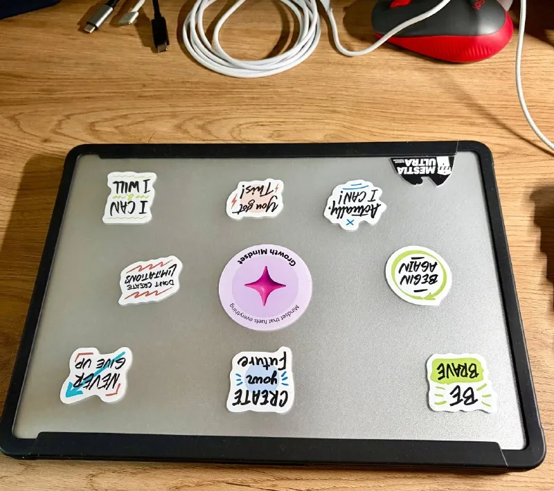 MacBook Air 13 M3 16 GB 256 GB 1