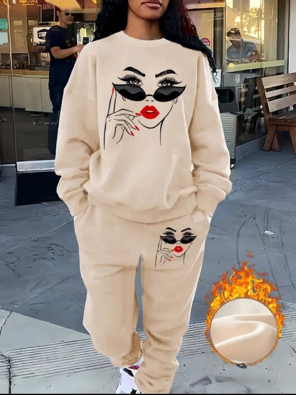 Новый костюм женский размер L на флисе