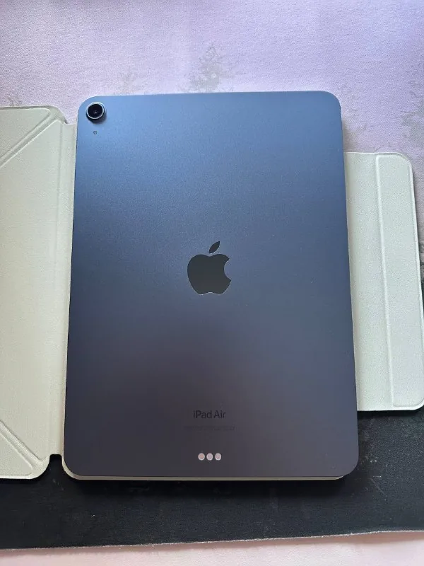 iPad Air 5 (M1) 256GB с Apple Pencil 2 1
