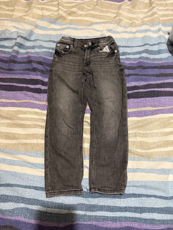 Пуховики, кроссовки, джинсы, штаны, кофта для мальчика 4