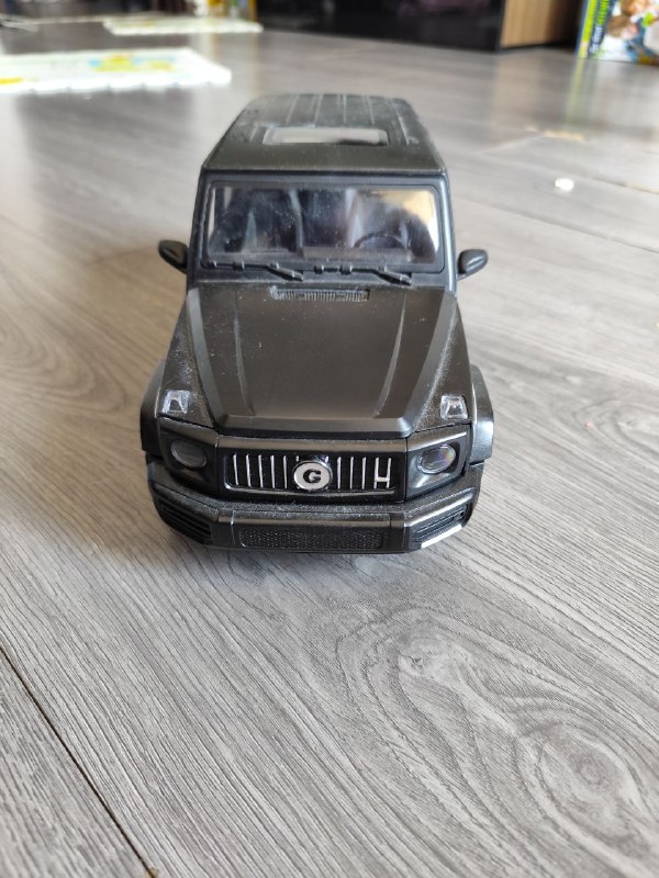 Радиоуправляемый джип игрушка 2