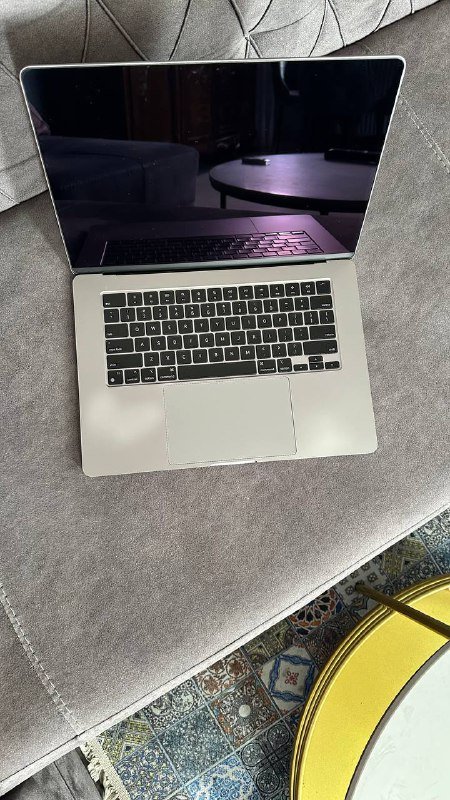 MacBook Air M2 15 8/256 3