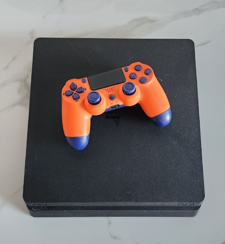 PS4 Slim 500GB with DualShock 4