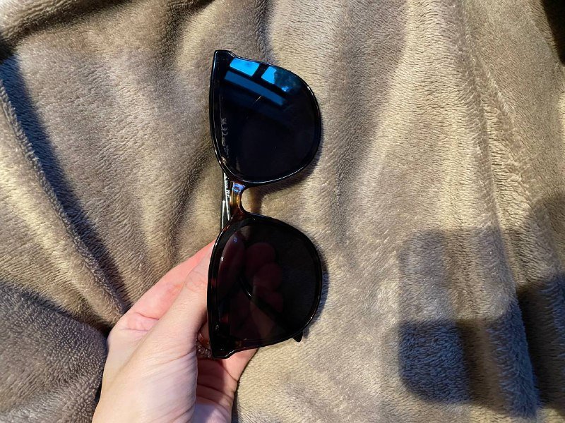 сумка Майкл Корс, сумка пельмень, косметичка Лора мерсье, платье Зара, очки hm 6