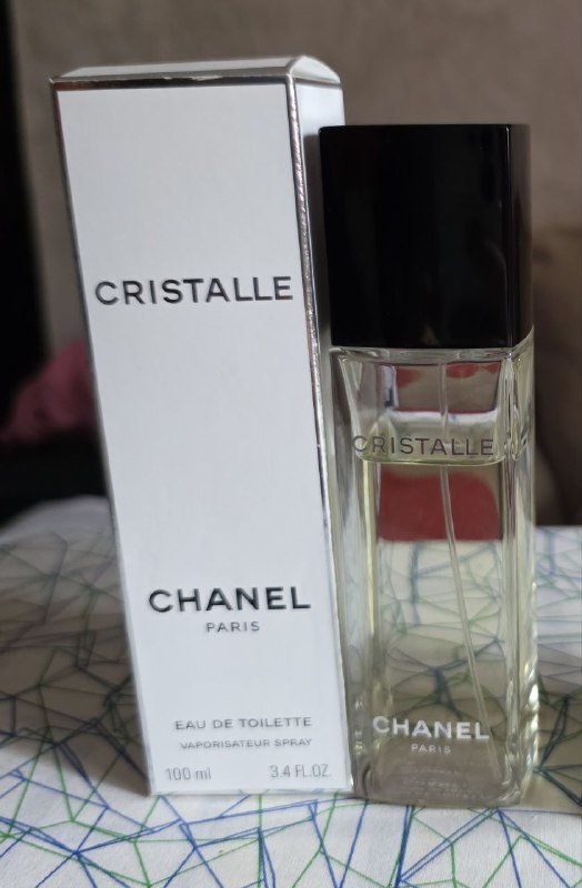 Chanel Crystalle eau Verte, Giorgio Armani Acgua di Gioia, Chanel Crystalle 5