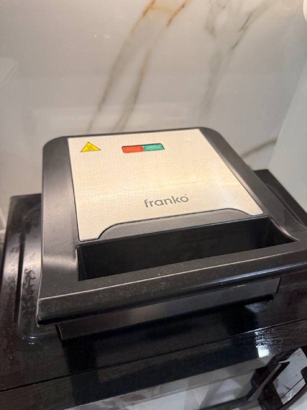 Вафельница бутербродница Franco 2