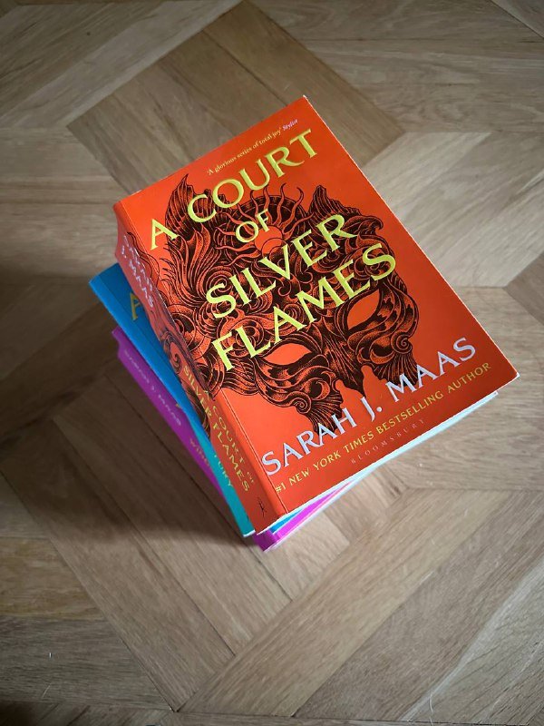 A Court of Thorns and Roses - ACOTAR серия, 5 книг на английском